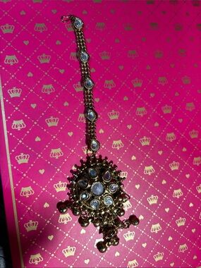 Gold-Tone Traditional Pendant Necklace with Clear Stones - Women Jewelry